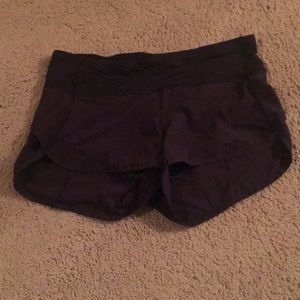 Lululemon speed up short size 4